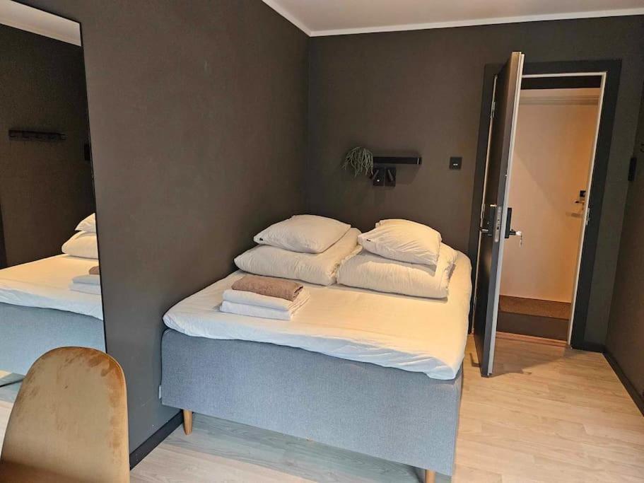 A Cheaper Option To Hotel Alesund Bagian luar foto